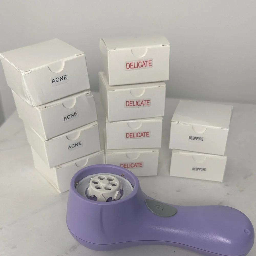 Clarisonic Mia Purple Facial Cleansing Brush with 10 unused heads